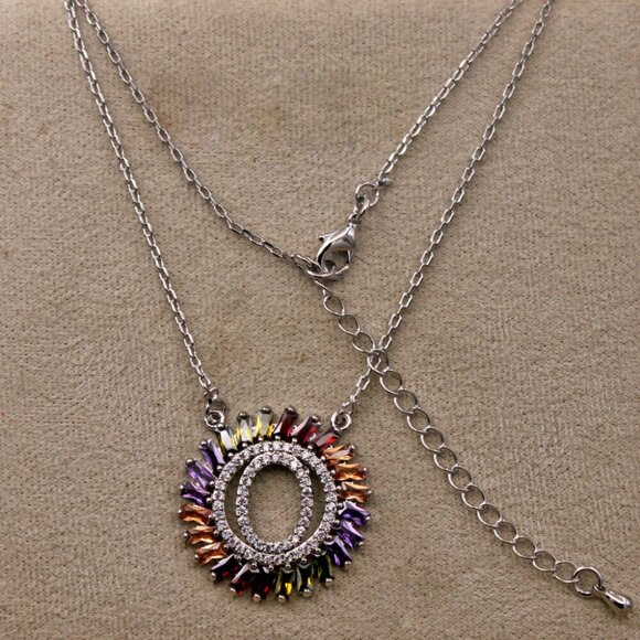 18K White Gold Filled Swirl Circle Diamond Zircon Pendant Necklace Gorgeous Gift - Picture 5 of 5